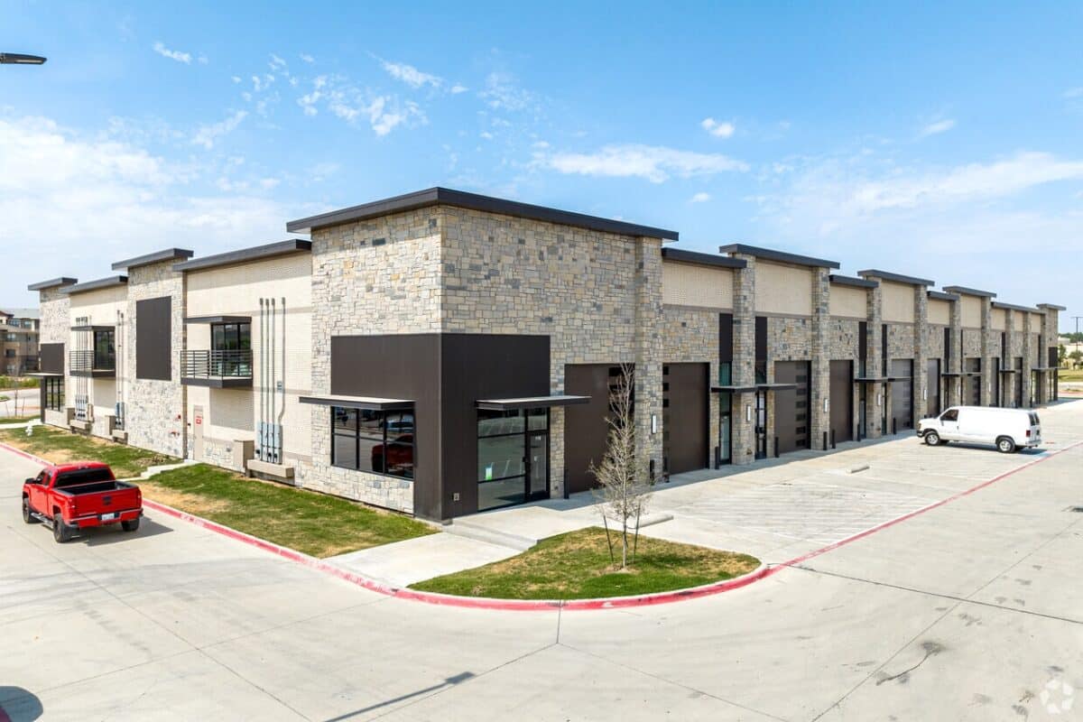 Prime Office Showroom Lewisville Legacy Commercial Realty