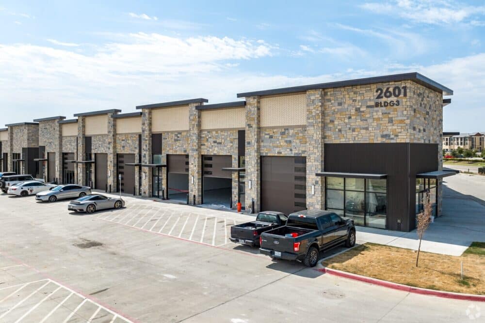 Prime Office Showroom Lewisville Legacy Commercial Realty